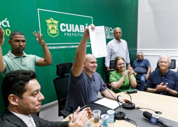 Prefeito sanciona leis que integram o pacote de ações do “Destrava Cuiabá”