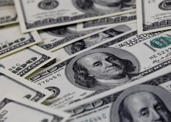 Dólar cai para R$ 5,85 após Trump isentar produtos eletrônicos