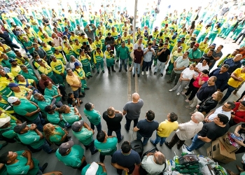 Prefeito e vereadores prestigiam abertura da Semana do Trabalhador na Limpurb