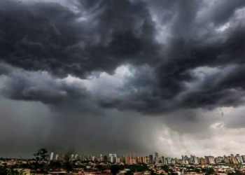 Frente fria deve provocar tempestades e temperaturas amenas em Mato Grosso