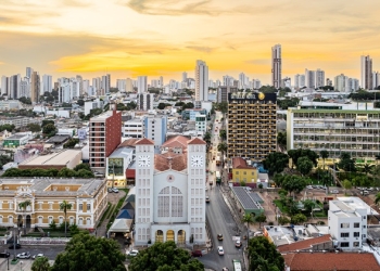 Cuiabá é homenageada pela prefeitura com hino tocado na viola de cocho; assista