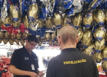 IPEM-MT realiza operação especial para fiscalizar chocolates e pescados