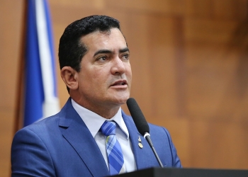 Deputado propõe afastamento de professores que fizeram “doutrinação ideológica” em sala de aula