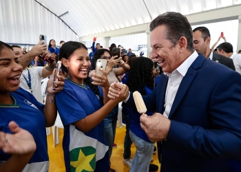 Meta do governador é finalizar 2026 com 30 colégios de alto padrão