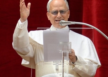 1ª missa de domingo: papa Leão XIV pede fim das guerras no mundo