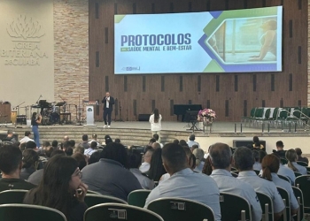 Polícia Militar reúne 500 militares para debater saúde mental e bem-estar em Cuiabá