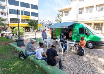 Van Sine da Gente atende público em três locais esta semana