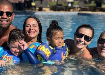 Viviane Araujo curte férias durante viagem ao Ceará com marido e filho: ‘Muita alegria’