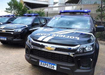 Polícia Civil prende dupla suspeita de tentativa de homicídio praticado contra três vítimas