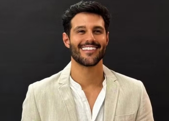 Ex-BBB Rodrigo Mussi exibe transformação estética e declara: ‘Melhora excepcional’