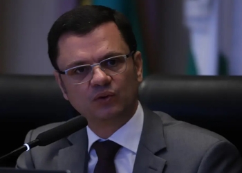 Torres admite desconhecimento técnico sobre sistema eleitoral