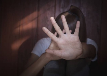 Homem é preso após agredir esposa com socos e chutes no interior de MT