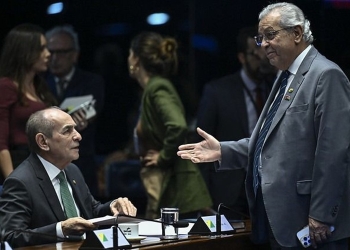 Jayme Campos critica aumento de vagas para deputados e vota contra PLP 177/23