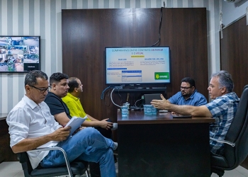 Secretário de Obras apresenta relatório e avanços para Comissão da Câmara