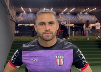 Ídolo do Cuiabá, Victor Souza volta à Arena como ‘vilão’ e é fundamental no triunfo do Botafogo-SP
