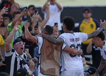 Atacante cuiabano detalha comemoração na mureta após gol contra o PSG “Estava num sonho”