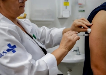 SES alerta para baixa vacinação contra a gripe entre grupos prioritários e estratégicos em MT
