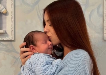 Amanda Araújo comemora 1 mês do filho Richarlison Júnior: ‘Amo cada detalhe seu’