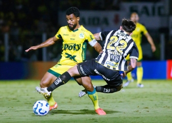 Santos sofre goleada do Mirassol e flerta com Z4 do Brasileirão