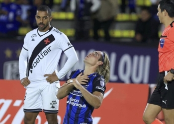 Vasco é goleado pelo Del Valle e classificação na Sul-Americana fica complicada