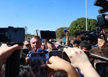 Políticos repercutem operação policial contra Bolsonaro