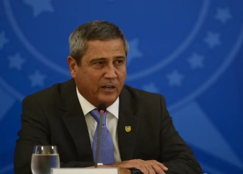 Moraes mantém prisão do general Braga Netto