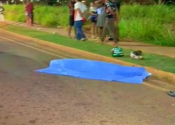 Jovem de 22 anos morre ao bater moto em poste no interior de MT