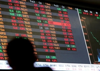 Bolsa supera os 141 mil pontos e volta a bater recorde