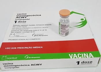 Vacina contra meningite muda para proteger mais os bebês de 12 meses