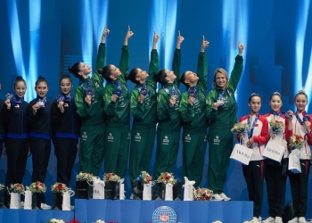Ginástica Rítmica: Brasil conquista ouro histórico no conjunto geral na Copa do Mundo