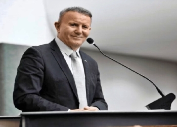 Prefeito preso por venda de sentenças sofre infarto e passa por cirurgia de emergência