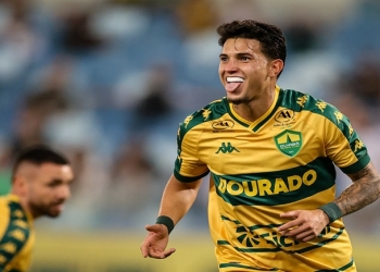 Com ataque inspirado, Cuiabá bate o América-MG e cola na porta do G-4 da Série B