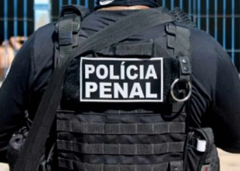 Policial penal suspeito de levar drogas e celulares para centro de detenção é afastado