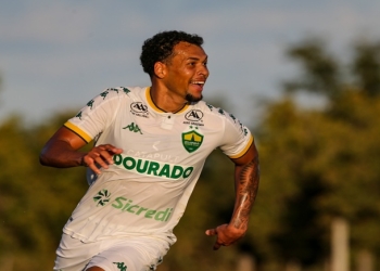 Cuiabá vence o Grêmio em Porto Alegre e respira na luta contra o rebaixamento do Brasileiro Sub-20
