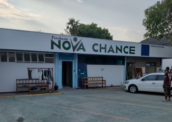 Suspeito armado invade Fundação Nova Chance e atira três vezes contra segurança em Cuiabá
