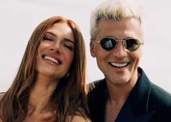 Giovanna Ewbank e Bruno Gagliasso renovam votos em cerimônia emocionante