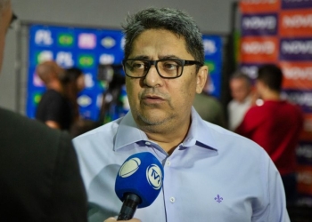 Presidente do PL em MT chama de “deselegante” resposta de Mauro Mendes a Carlos Bolsonaro