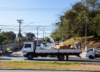 Prefeitura leva cata-treco ao CPA III, Santa Inês, Cohab Nova e outros 15 bairros