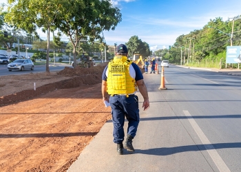 Semob orienta rotas alternativas para evitar a lentidão na AV. do CPA e Av. Juliano Costa Marques