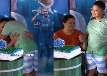Mesmo sem falar há anos, mãe com ELA surpreende o filho com “eu te amo” usando IA; veja vídeo