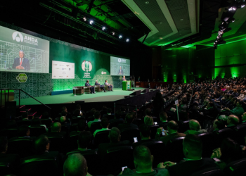 Congresso de Fertilizantes debate riscos da dependência externa