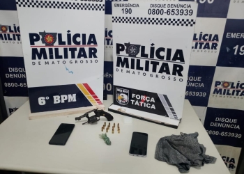 PM prende dois adultos e apreende adolescente com arma e munições