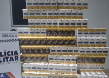 Dupla é presa com 480 carteiras de cigarro contrabandeadas do Paraguai