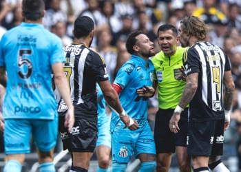Santos arranca empate heroico com Atlético-MG na Arena MRV e segue na luta contra o Z4