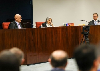Moraes enumera 13 “atos executórios” para condenação de Bolsonaro