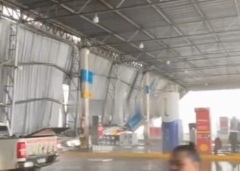 Chuva e ventania causam estragos em Comodoro; Defesa Civil monitora a cidade