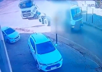 Acusado de matar trabalhador prensado por caminhão vai a júri na quarta