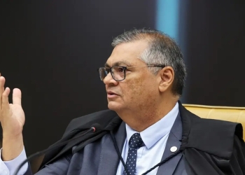 Dino diz que crimes da trama golpista não podem ser anistiados