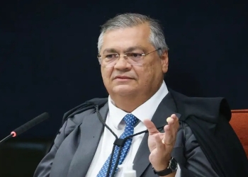 Dino vota pela condenação de Bolsonaro e mais sete; placar está 2 a 0