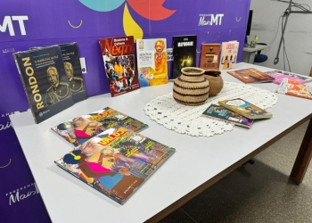 Seduc entrega 2 mil livros ao sistema prisional de Mato Grosso para reforçar educação e ressocialização